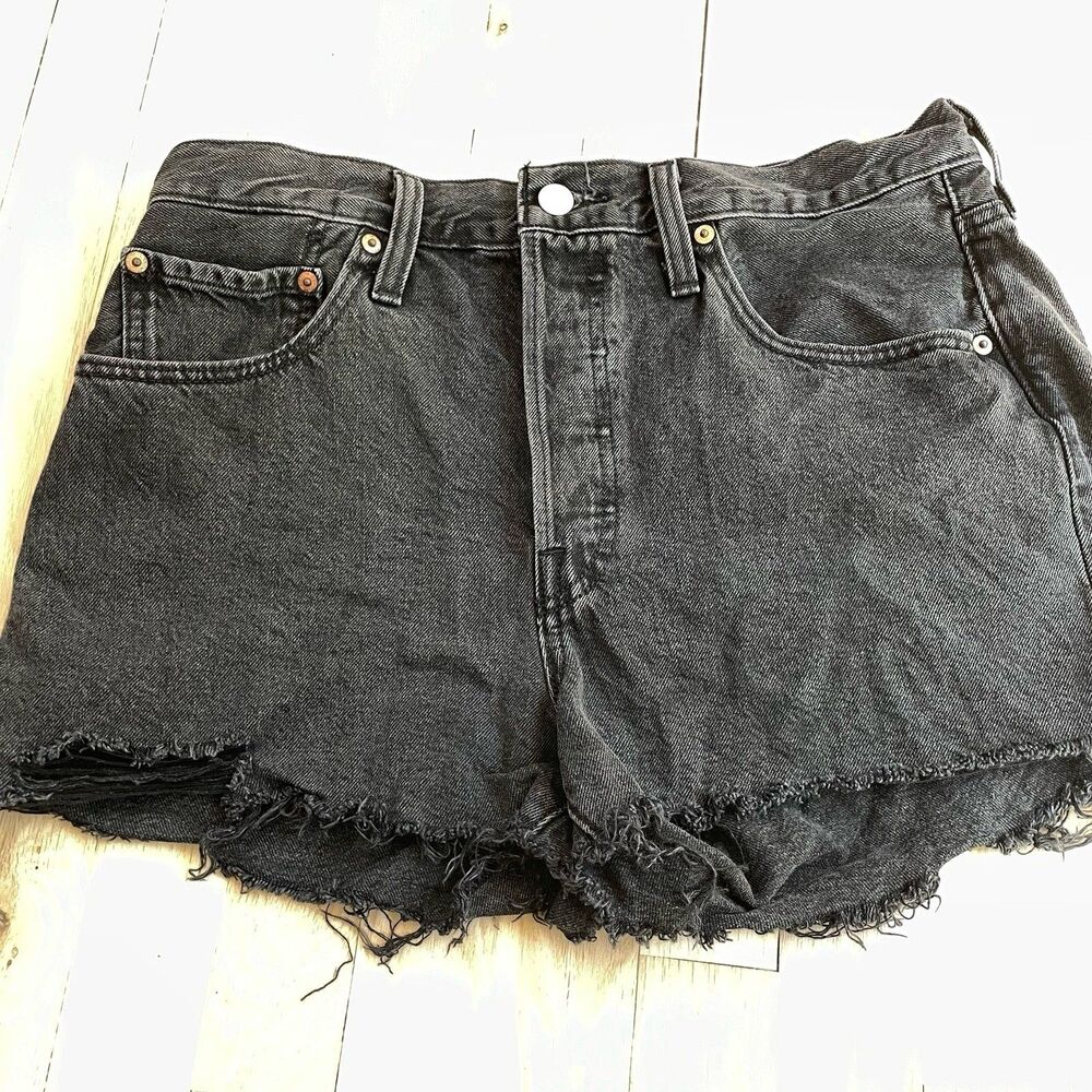 Levis 501 Black Button-Fly Cotton Denim Jean Shorts Women sz 30 Raw Hem